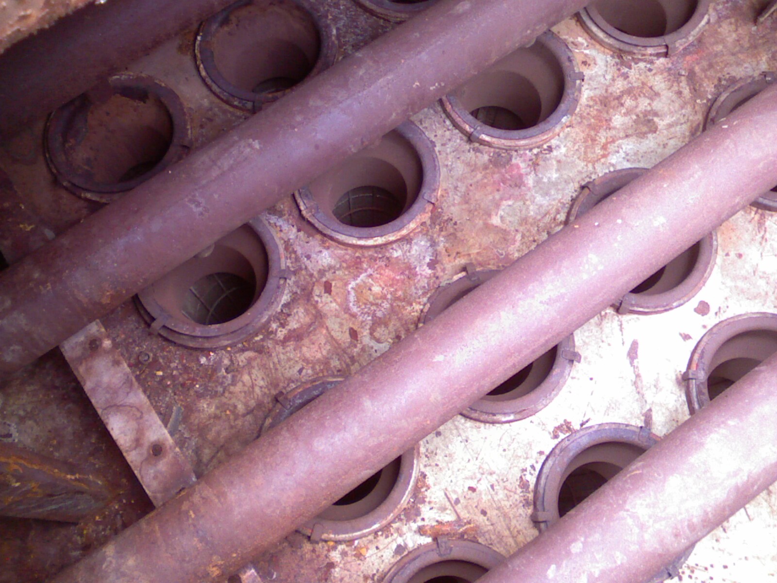 布袋式除塵器實際應用中濾袋的破損形式及原因解密 布袋式除塵器實際應用中濾袋的破損形式及原因解密